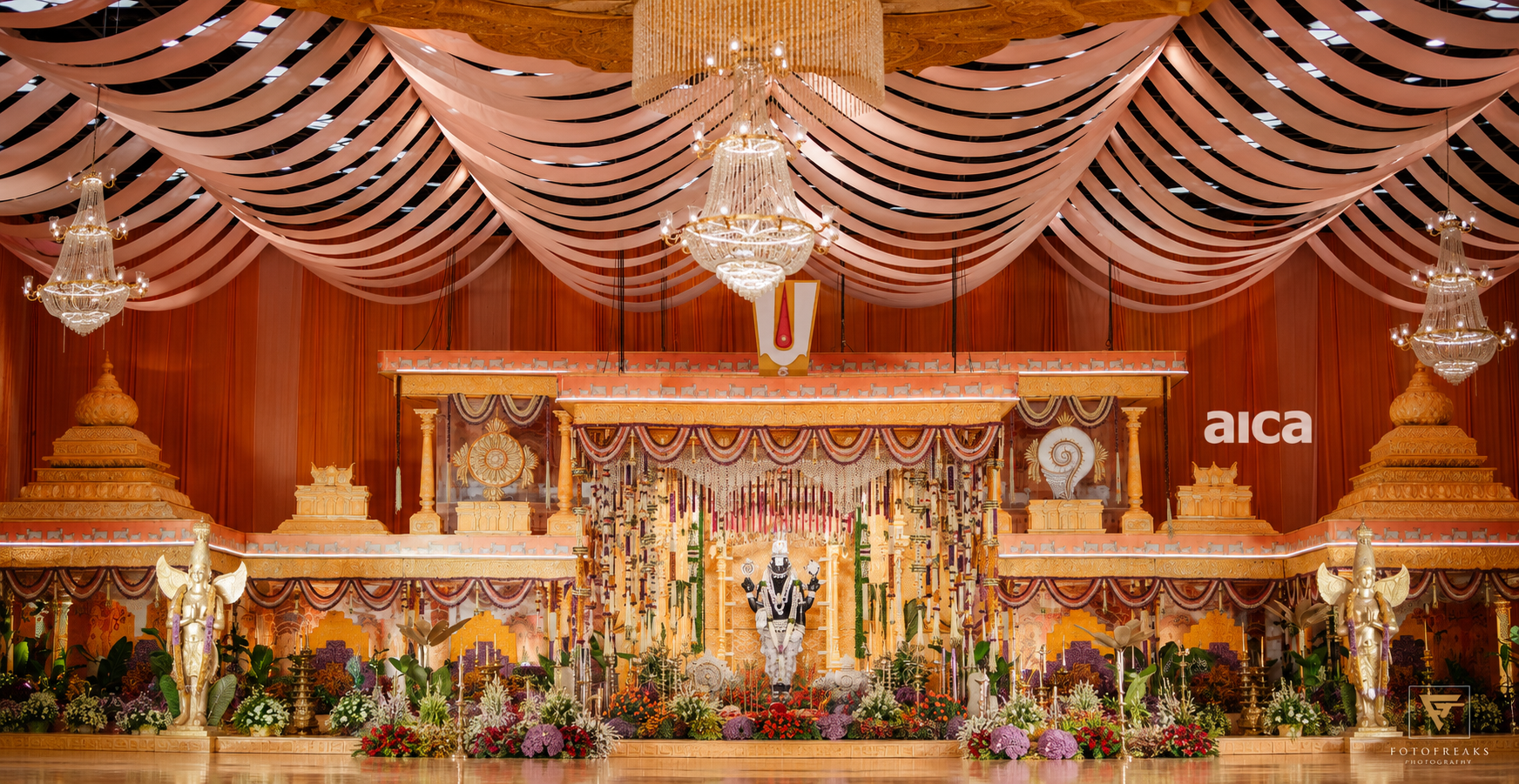 Ananta Vaishnavam: A Gold & Ivory Wedding Celebration
